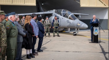Reabren la X Brigada en Río Gallegos y asigna los aviones Pampa III