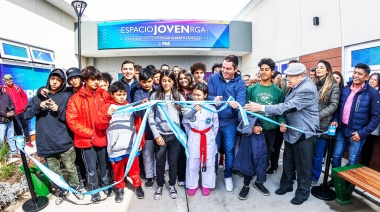 El intendente Martín Pérez inauguró Espacio Joven en la Zona Sur