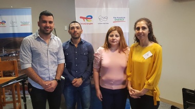 Dirigentes de AMET estuvieron presentes en la exposición de Total