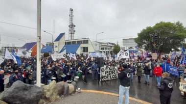 La UOM Río Grande concretó paro y numerosa movilización
