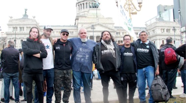 Músicos se verían afectados por la ley Bases y la rechazan