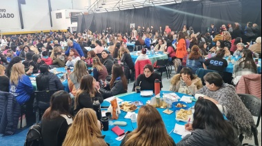 En multitudinario encuentro, mujeres debatieron sobre la realidad social