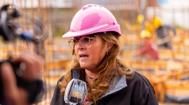 Gabriela Castillo pelea por obras para Tierra del Fuego