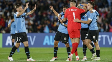 Uruguay venció a Brasil por penales y clasificó a semifinales