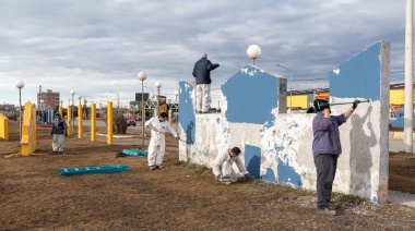 El municipio realiza tareas de embellecimiento en distintos puntos de la ciudad