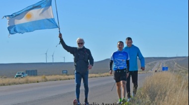 Submarinista une Mar del Plata con Almanza en homenaje al ARA San Juan