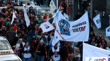 “Lo que cobran los docentes universitarios no alcanza ni para el alquiler en Tierra del Fuego”