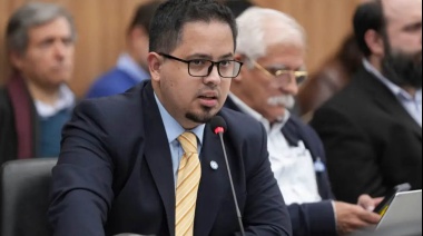 “El gobierno provincial tiene que achicar el gasto”