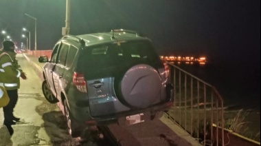 Despiste y alcoholemia positiva en el Puente Mosconi