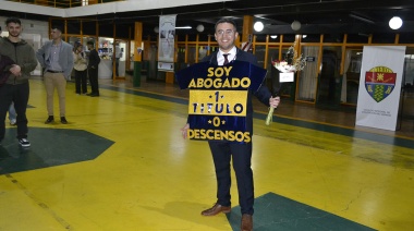 Récord de graduados en UCES Río Grande