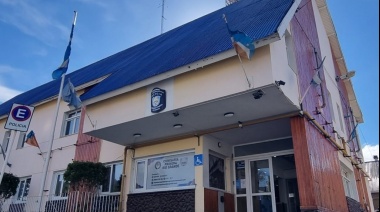 Detuvieron a un hombre en medio de una discusión y llevaba un cuchillo entre sus prendas