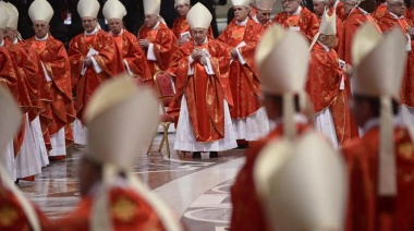 Inicia el Cónclave en el Vaticano para elegir al sucesor del Papa Francisco
