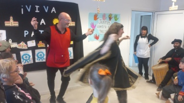 Escuela de Almanza realizó un festejo por la Semana de Mayo
