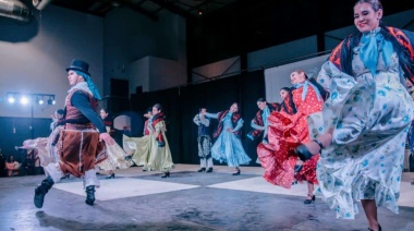 Esta noche se realizará la gran peña folklórica “Esperando el 25”