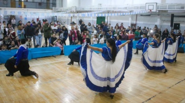 El Municipio de Tolhuin acompañó la Gran Peña del 25 de Mayo