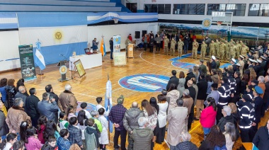 Emotiva ceremonia del Ejército Argentino en Ushuaia