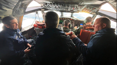 Autoridades de la Armada patrullan el espacio marítimo austral y supervisan operaciones navales