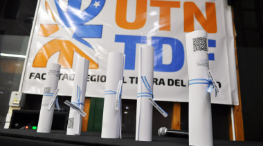 La UTN Río Grande entregó diplomas en Docencia e Inglés Técnico Profesional