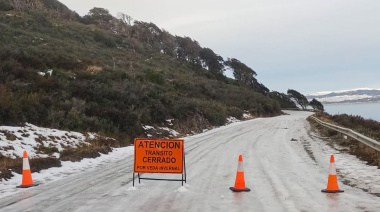 Riesgo extremo por hielo lavado en rutas “J” y “30”