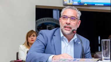 “No puede poner más excusas ni el gobierno ni su directorio”