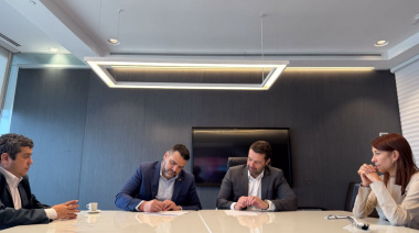 La Municipalidad de Ushuaia firmó un convenio con Banco Macro para lanzar la Comunidad +U