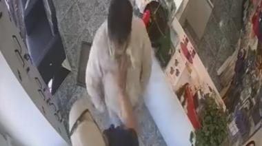 Intento de robo en una estética de Av. Belgrano: el ladrón fue detenido