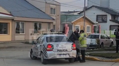 Fue detenido tras violar una orden de restricción y perseguir a su ex pareja