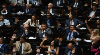 Noche negra para Milei en Diputados: la oposición unida le asestó 12 golpes en una sola sesión
