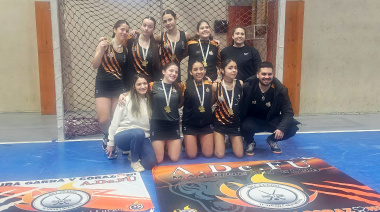 Equipo de hockey de Adefu busca fondos para competir en un torneo nacional