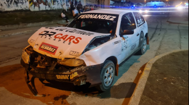 Un auto del Gran Premio chocó frente a la UTN y terminó secuestrado