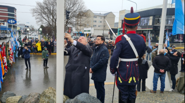 La UTN fueguina brindó un homenaje al General San Martín junto a las fuerzas vivas
