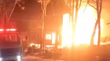 Trágico incendio en el barrio Peniel con tres jóvenes fallecidos