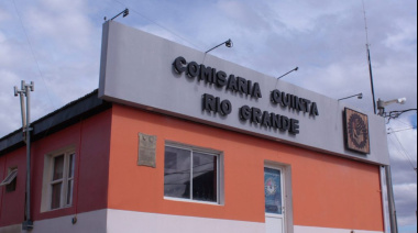 Delincuentes sustrajeron herramientas tras forzar una puerta