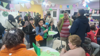 El CAAD transformó sus instalaciones en un patio cervecero solidario y reunió a gran cantidad de vecinos