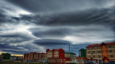 Alerta amarilla por lluvias y fuertes vientos en Tierra del Fuego este domingo