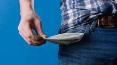 La economía se recalienta y la incertidumbre golpea a los hogares