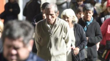 Casi uno de cada cinco jubilados sigue trabajando para llegar a fin de mes