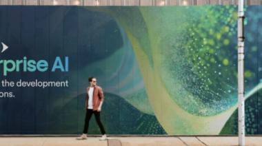 Dicen ser “Globant Enterprise IA”: Con plataformas y redes sociales estafan a vecinos