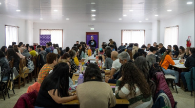 En votación dividida, la docencia aceptó la propuesta salarial