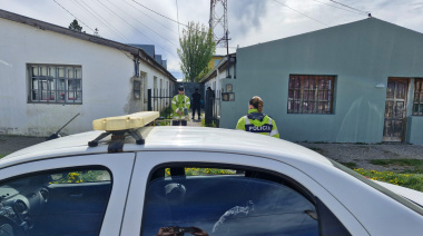 Cárdenas confirmó que la víctima del ataque en Los Cisnes está en terapia intensiva y que allanan la casa del agresor