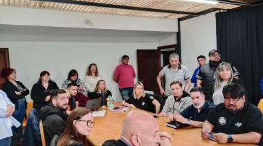 Estatales piden equidad y mismo aumento “que otros escalafones”