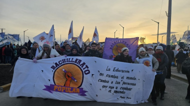 Viernes de varieté con números artísticos, bufete y educación popular