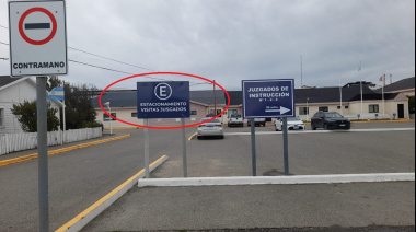 Grosero error en cartel del Poder Judicial en Río Grande