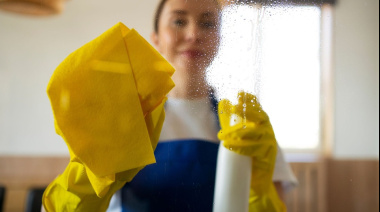 Anunciaron un aumento salarial para el personal de casas particulares