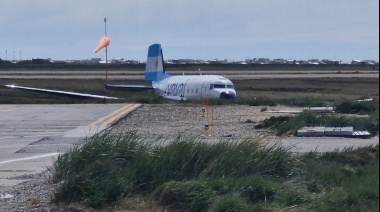 Despiste sin heridos de un avión de Mirgor durante una maniobra de práctica en Río Grande