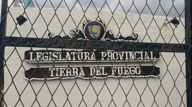 El traspaso de yacimientos de YPF a Terra Ignis dominará la agenda en la Legislatura