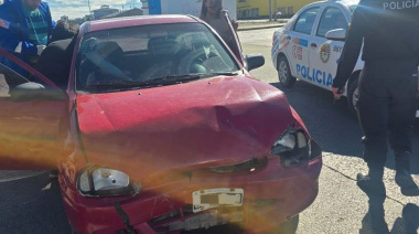 A las 9 de la mañana, alcoholizado chocó con tres autos estacionados