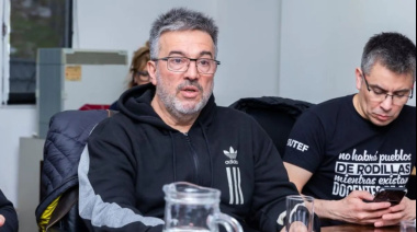 “La mayoría de los docentes tienen más de la mitad de su salario comprometido en préstamos”