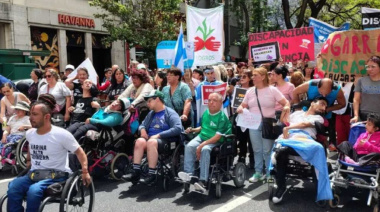 Repudian cierre de ANDIS y traspaso de discapacidad a Salud