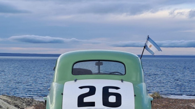 De Tierra del Fuego hasta Alaska en una legendaria cupecita de los 40